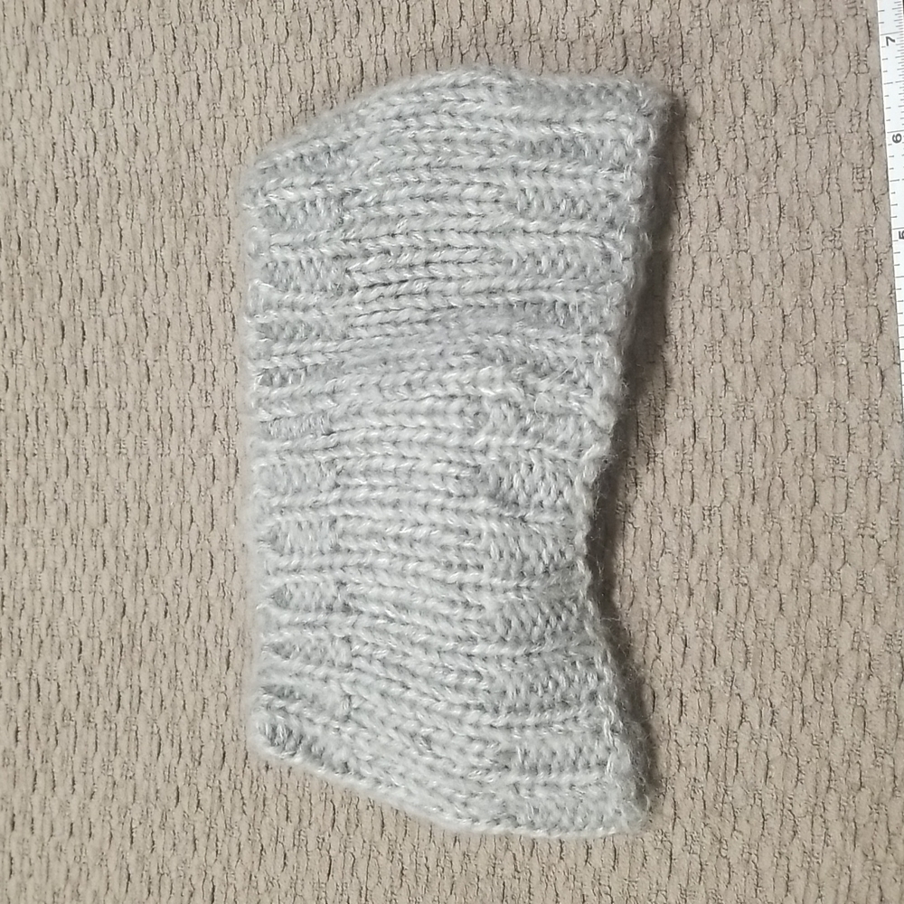 Knit Ear Warmer Headband - Picture 3 of 5